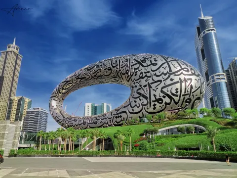 Private Dubai Instagram Tour — Iconic Frames, Hidden Spots & Golden Light