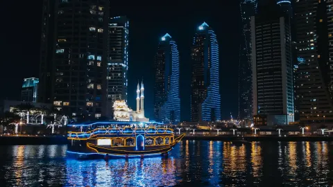 Dubai Marina Dinner Cruise